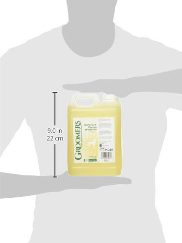 Groomers Banana and Mango Dog Shampoo, 2.5 Litre - Suitable For Any Coat Type & Frequent Use - For Groomers & Pet Owners - Made in the UK