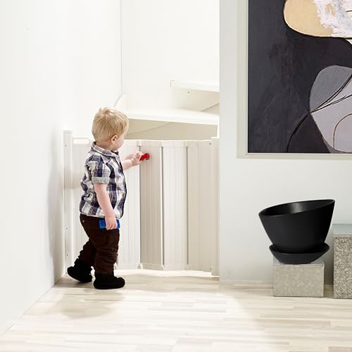 BabyDan - Guard Me Auto Retractable Stair Gate, 55-89 cm width, One-Hand Operation Safety Gate, Child and Pet Gate, White, Made in Denmark