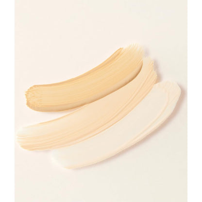 NIVEA Hyaluron Cellular Filler 3-in-1 Eye Care Concealer Agent (4 ml), Anti-Age Concealer with Hyaluron, Pen for Dark Circles, Redness and Pimples