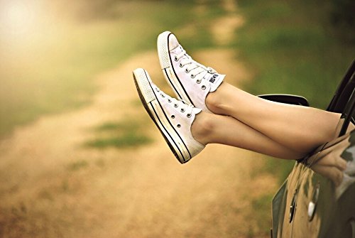 Shoe and foot powder - Foot odour remover eliminator - Developed by a registered podiatrist Shoe Rescue is a Natural deodorant remedy to eliminate smelly shoes and feet - keeps feet fresh