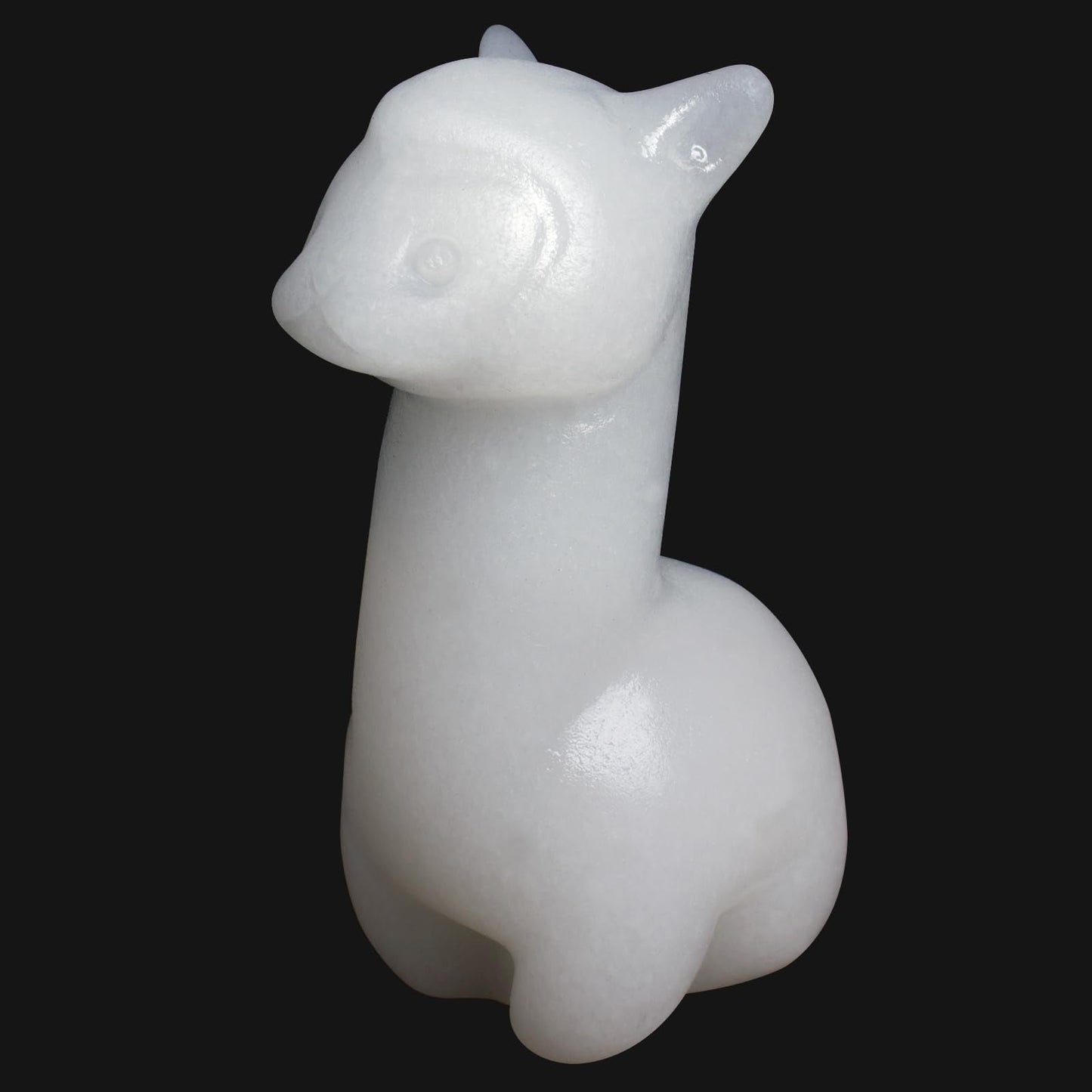 Ytbeoxk 2.1 inch Hand Carved Natural White Marble Alpaca Statue Sparkling Desk Charm for Kitchen Serenity Zen Office Guardian Stress Relief Companions Statue Crystal Home Decor