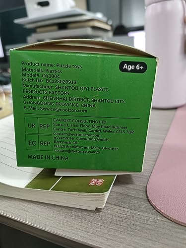 Coolzon Speed Cube Set, 4 Pack Stickerless Magic Cube Set 2x2 3x3 4x4 Pyraminx Triangle, Easy Turning 3D Puzzle Cube Games Toy Present for Kids Adults