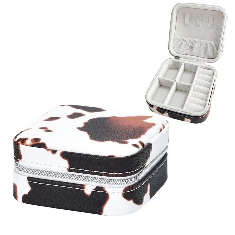 Jinglong Cattleprint Travel Jewelry Box, Compact and Adorable Doggy Jewelry Organizer, Suitable for Rings, Necklaces, and Earrings, Portable Jewelry Storage Box (Brown and white cow pattern)
