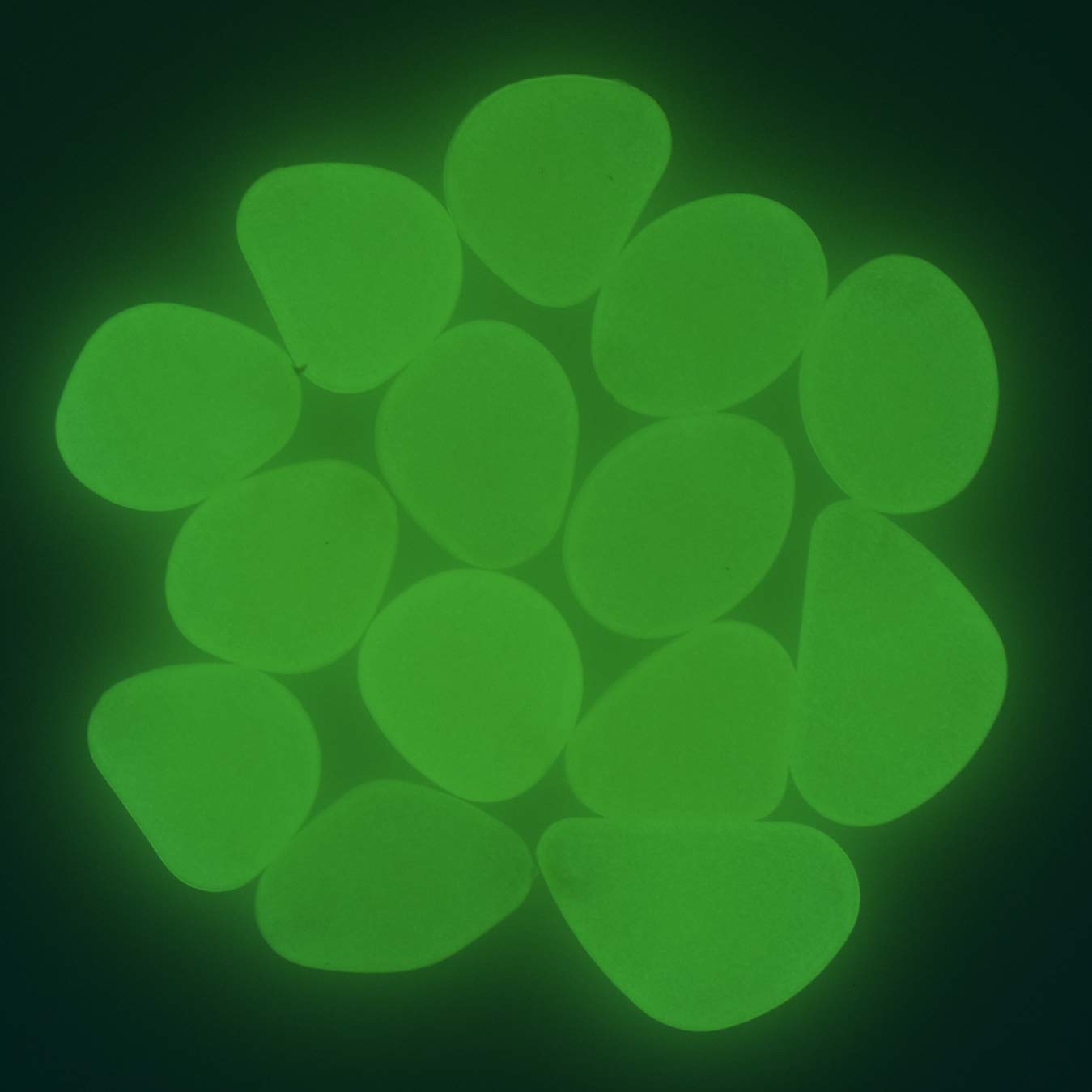 QTTLLI 450Pcs Glow Pebbles Glow in The Dark Decorative Stones Rocks for Garden Path Walkway Yard Fish Tank, Yellow