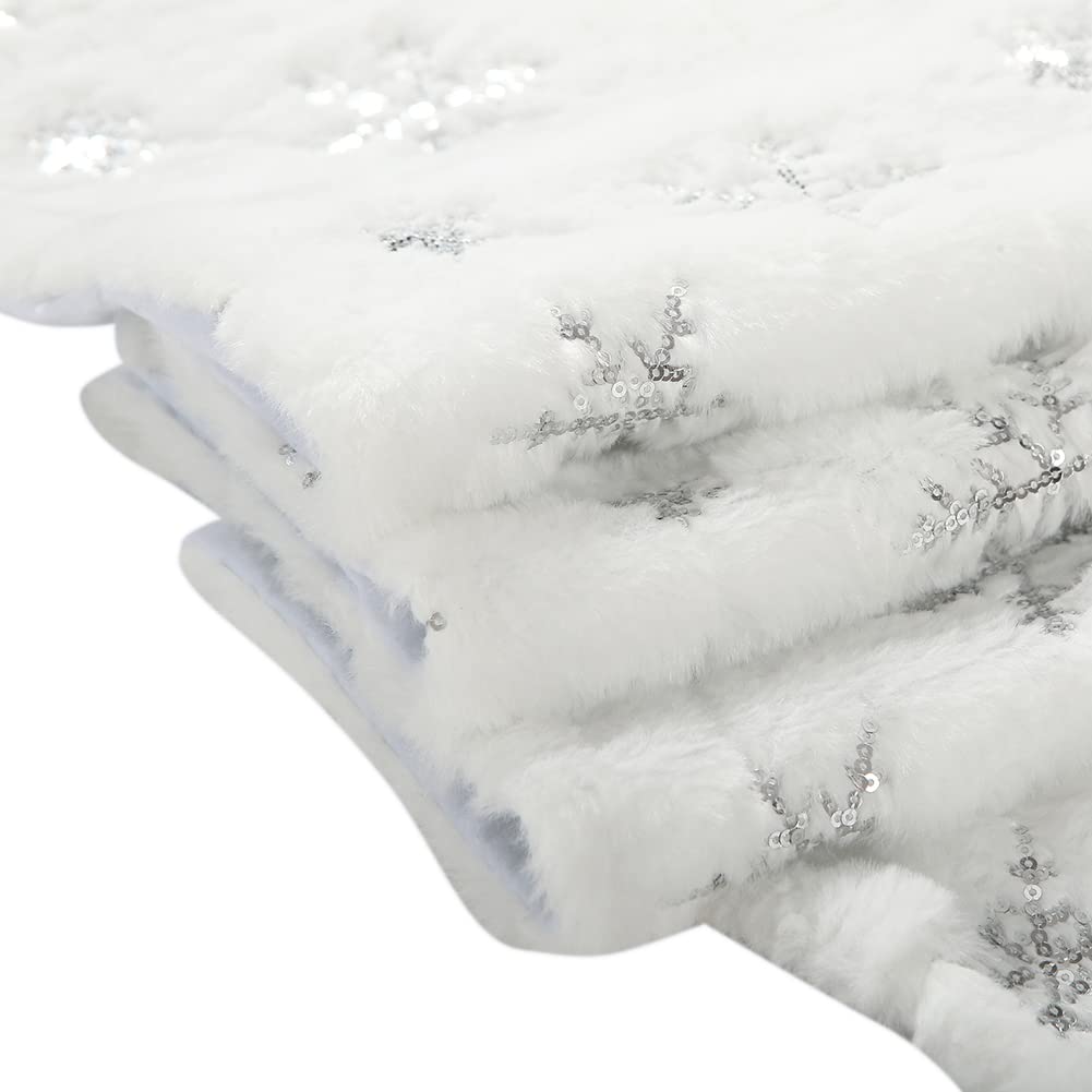Sattiyrch Small Christmas Tree Skirt 18in, with Silver Snowflakes, Faux Fur White Xmas Tree Skirt for Christmas Tree (Silver Snowflakes, 18in)