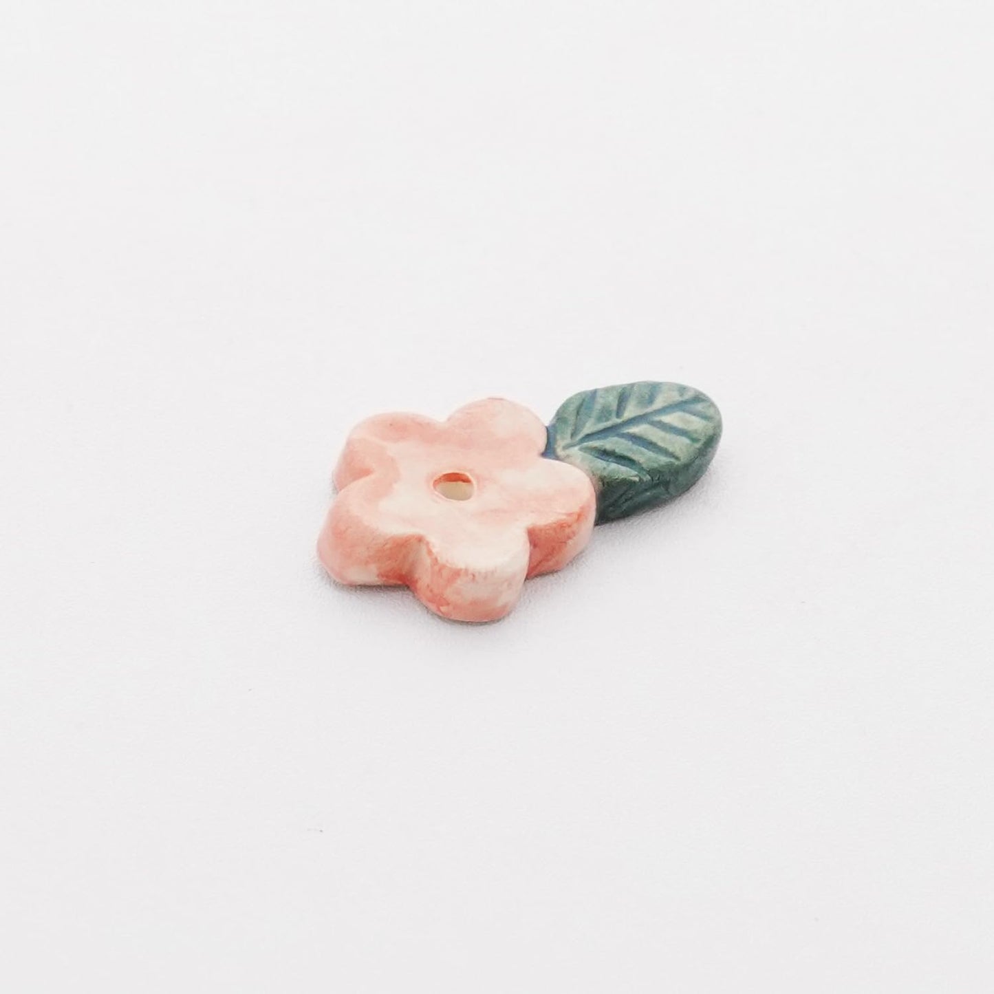 COTONOHA Charming Animal Series Ceramic Incense Holder, Japanese Pottery, Perfect for Relaxation and Concentration, Made in Japan (Small Flower Cat)