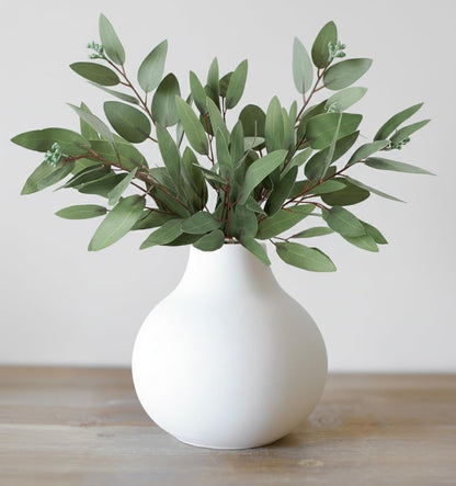 Carrot's Den White Round Vase - Minimalist Nordic, Japandi, Mid Century Modern Home Decor | Table Centerpiece, Wedding, Living Room, Bookshelf, Office, Modern Home, Entryway, Console (White)
