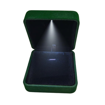 GBYAN Pendant Necklace Box with LED Light, Necklace Gift Box Velvet Jewelry Display Case for Proposal Engagement Wedding and Birthday,Emerald Green