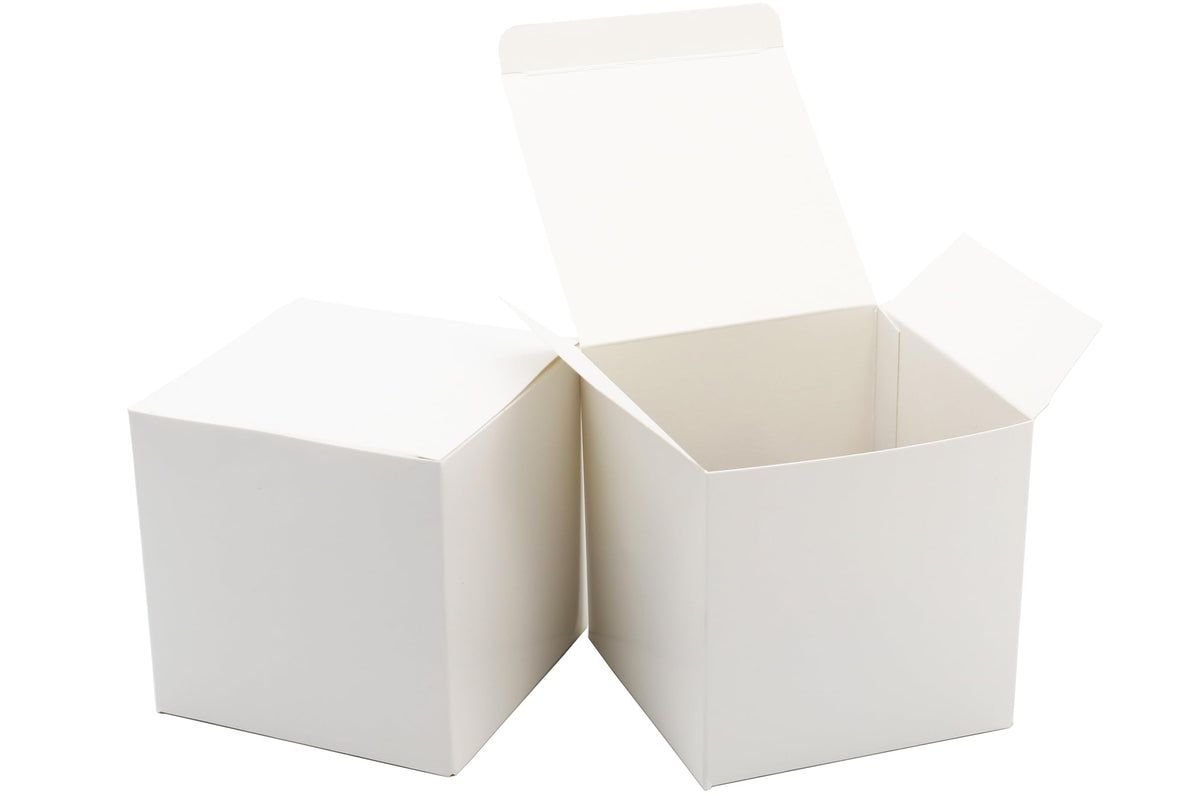 Oletx 25 Pcs White Paper Gift Boxes, Small Candy Boxes Bulk, 4x4x4 inch Gift Box with Lids, Goodie Treat Boxes for Party Favors, Birthday Gifts, Wedding Gifts
