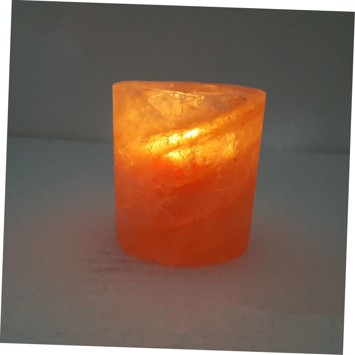 Ciieeo 2pcs Himalayan Crystal Salt Candle Holder Elegant Desktop Ornament for Home Decoration Meditation and Dining Table Decor for Farmhouse and Modern Living Spaces