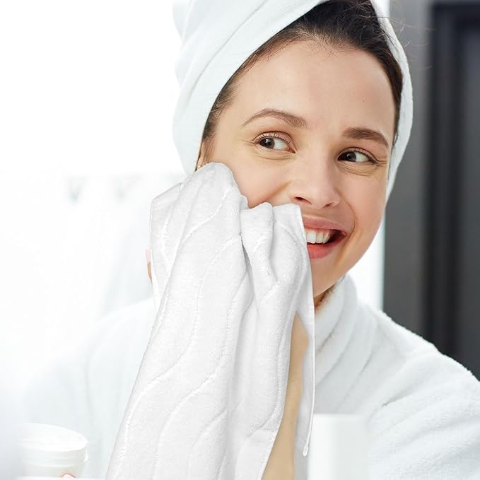 White Hand Towels for Bathroom Wavy Jacquard