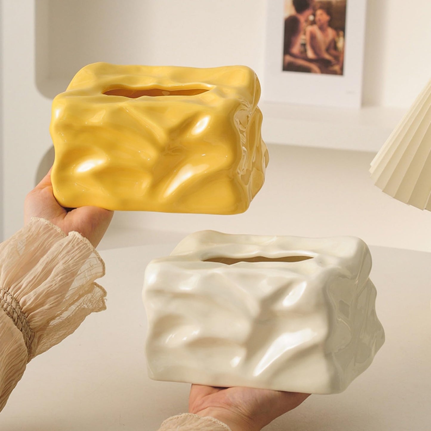 Ceramic Tissue Box Cover Modern Decorative Organizer for Facial Tissues Holder, Farmhouse Style Home Decor for Bathroom, Bedroom, Living Room & Office (Round Silver)