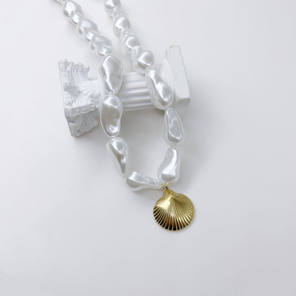Starfish Pearl Necklace for Women Baroque Pearl Starfish Necklace Bubble Star Statement Necklaces Adjustable Baroque Star Necklaces Summer Fashion Jewelry Accessories (shell)