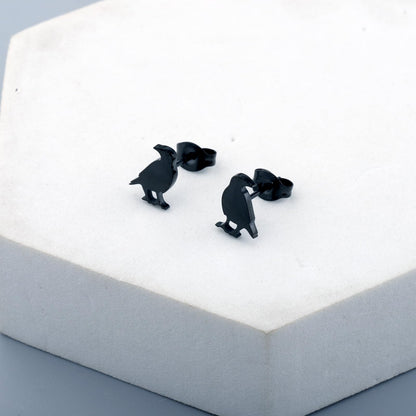 OKEYCH Raven Lover Gift Raven Themed Stud Earrings Who Loves Crow Jewelry Crow Bird Merch (Raven Themed Stud E)