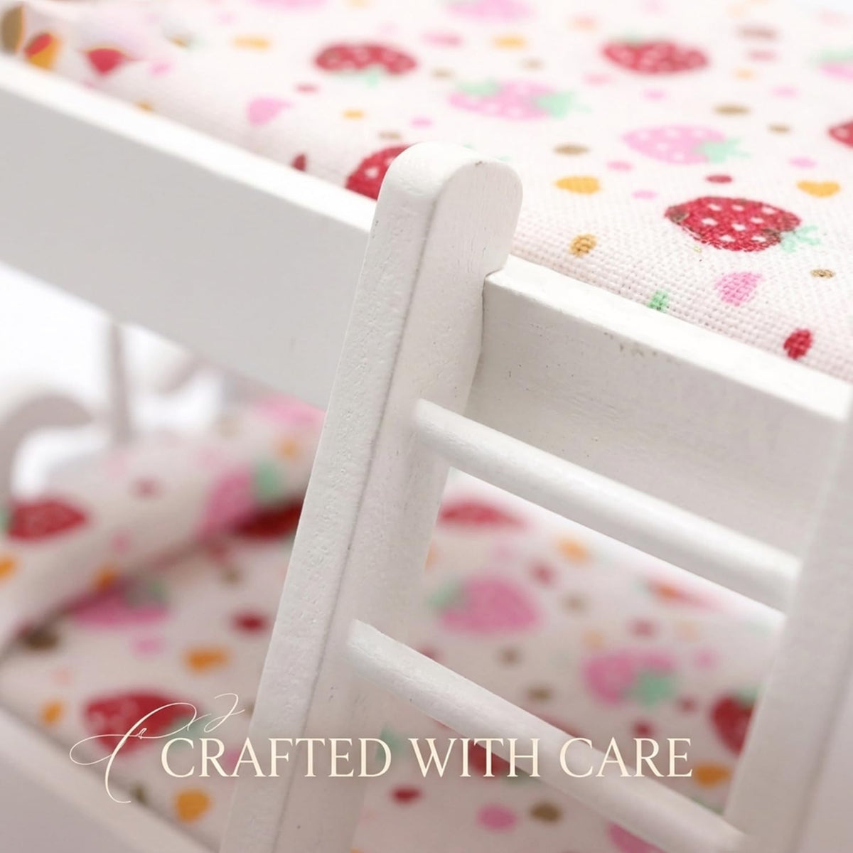 Z MAYABBO Wooden Dollhouse Furniture of Baby bunk Bed with Ladder for Miniature Dollhouse Accessories - 1/12 Scale
