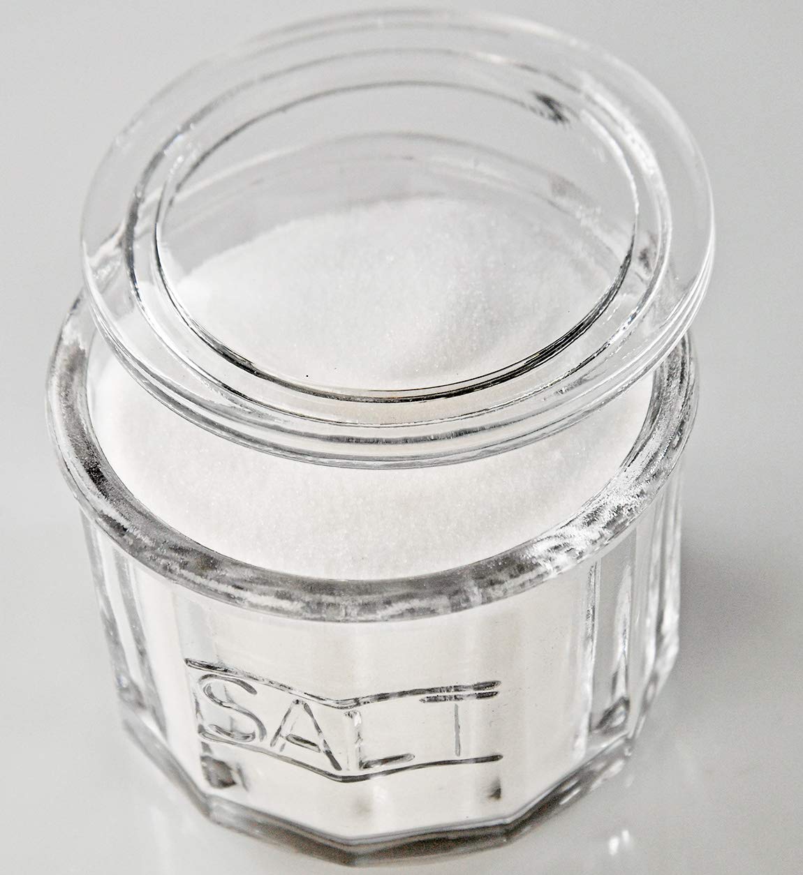 HOME-X Depression Style Clear Glass Salt Cellar with Lid, Retro Kitchen Decor, Wedding Gift - 3 1/2" H x 4" D