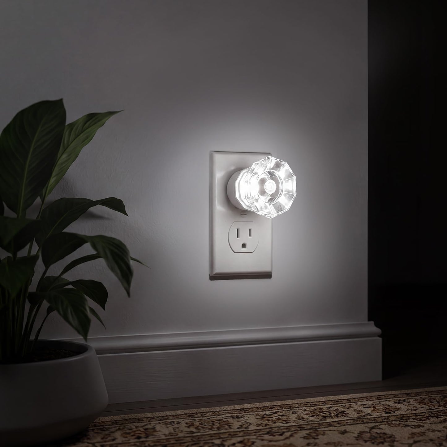 4-Pack LED Night Lights Plug in Wall, Crystal Acrylic Decorative Crown Design Nightlights with Dusk-to-Dawn Auto Sensor, 5000K Daylight 50LM, for Bedroom, Bathroom, Kids’ Room, Hallway, Living Room