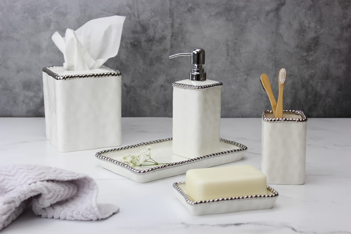 Pampa Bay VAN2718W Toothbrush Holder with Silver Beads, 4.5-inch Height, Porcelain