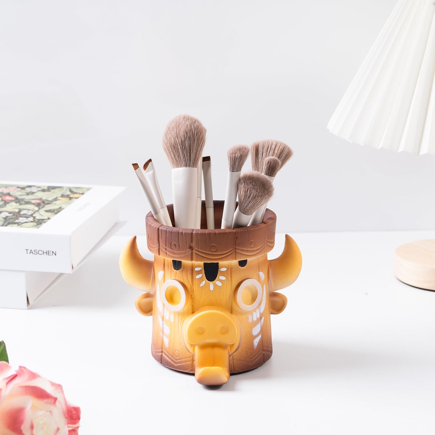 Trilobium Creative Office Desk Pen Holder, Resin Pen Cup Desktop Decoration Home Office School Office Desk Decoration Men's and Women's Gifts