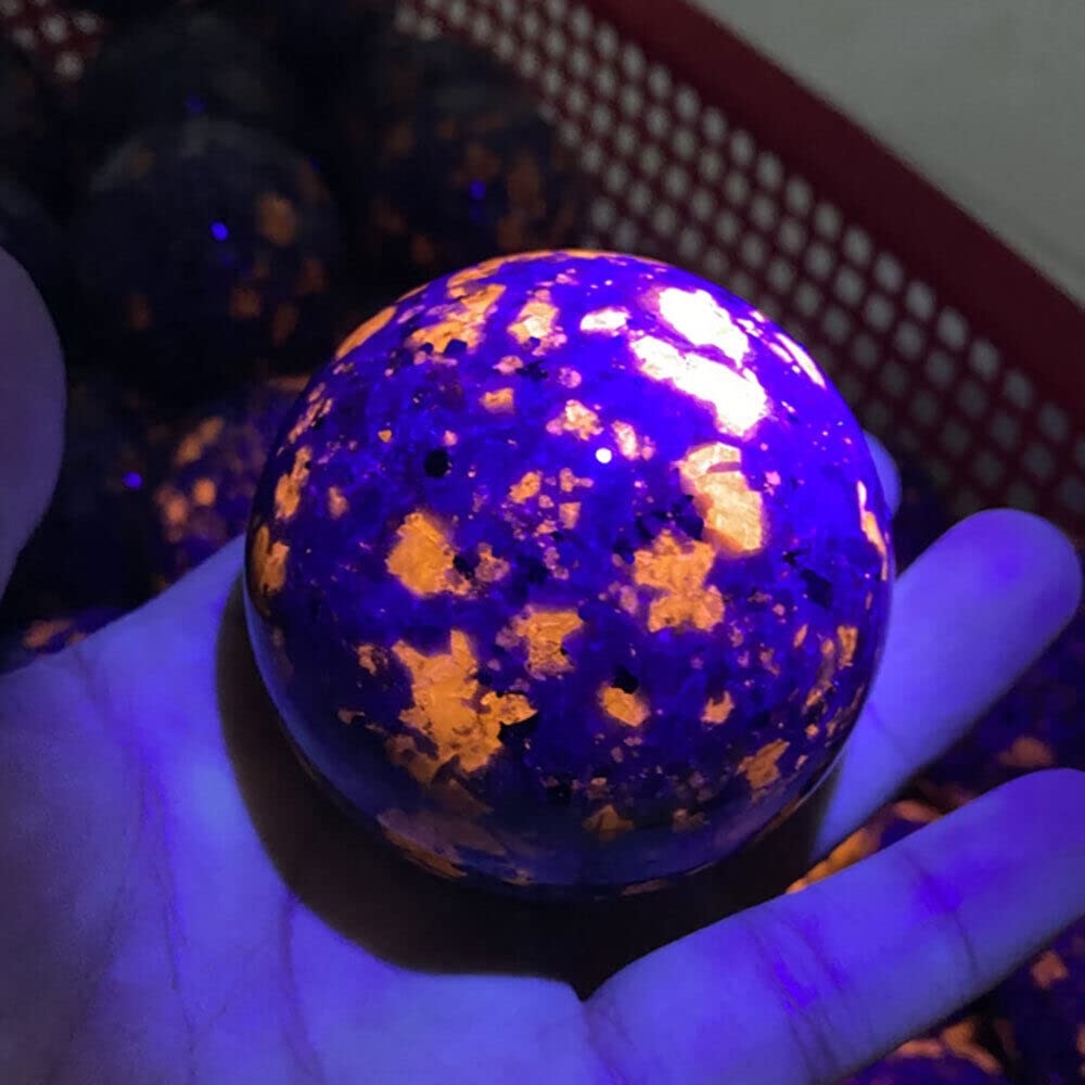 1PC Natural Stone Yooperlite Crystal Ball Powerful Chakra Energy Crystals Stones Sphere Spiritual 50mm