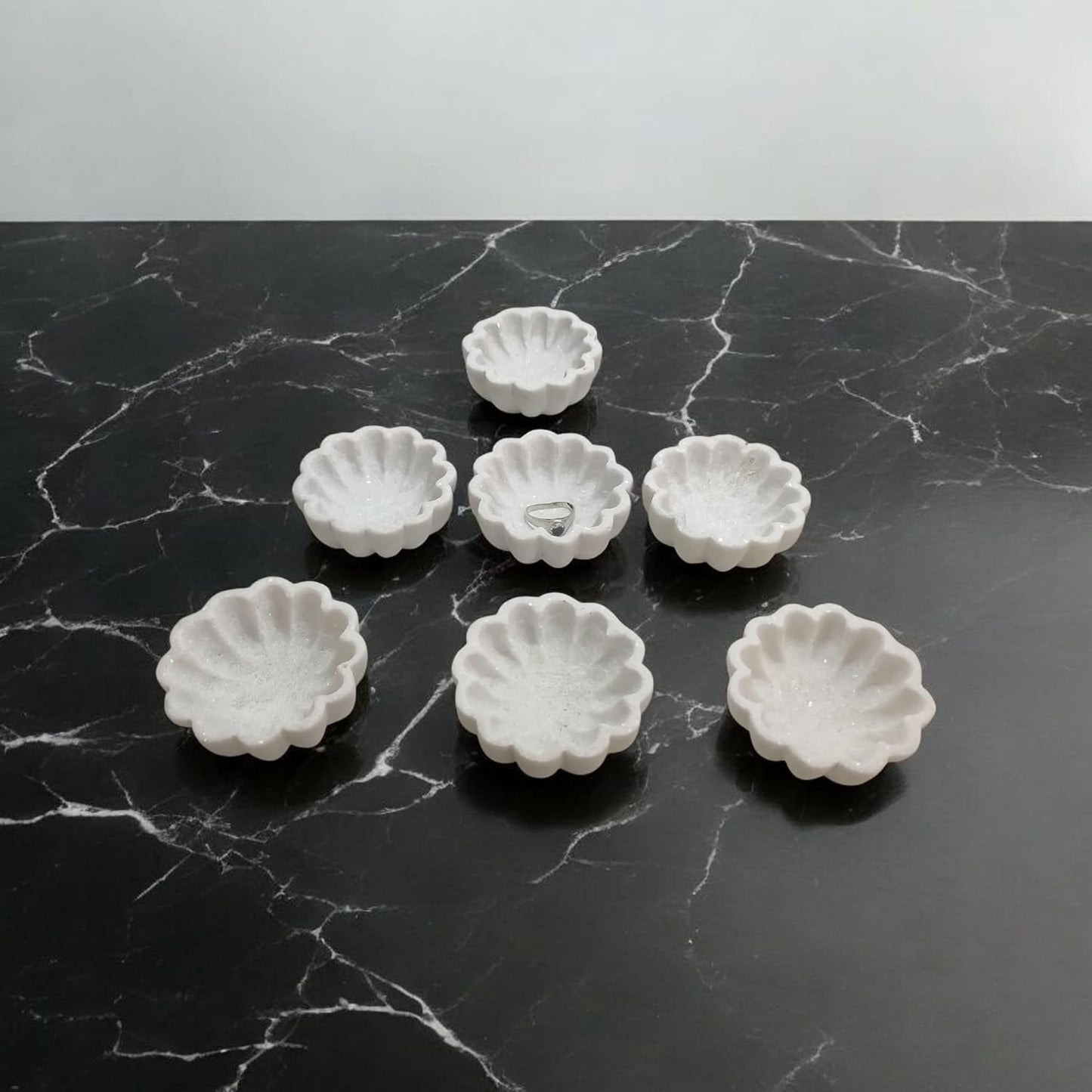 Varenthe HOME Luxury Marble Urli | Marble Key Bowl | Scalloped Fluted Decorative Bowl | Handcrafted Natural Bowl for Home & Festive Decoration | Key Holder (1 Piece)