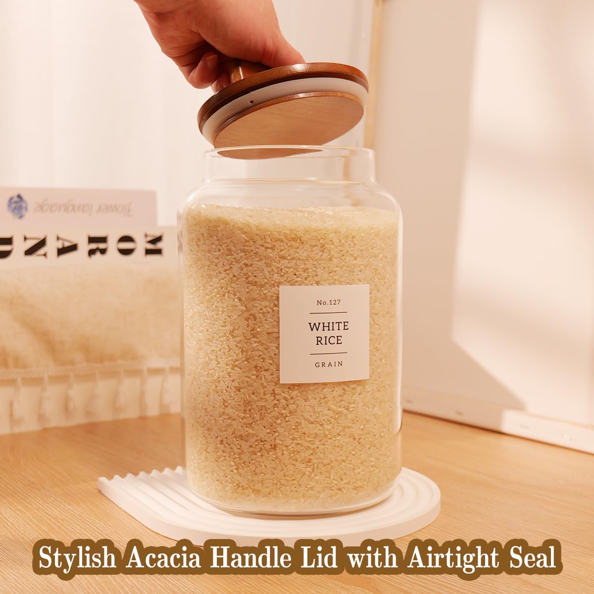 CZDYSM 2 Pack Large Glass Flour and Sugar Containers with 132 Pantry Labels - 1 Gallon Glass Canisters with Bamboo Airtight Lids - Farmhouse Glass Cookie Jars for Rice, Pasta, Cereal, Bath Salt