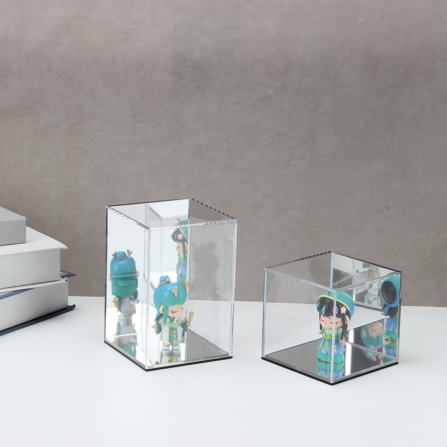 Kcgani Mirrored Clear Acrylic Box for Collectibles Display, Assemble Display Case with Mirror Background, Alternative Storage Showcase for Collectibles Crystals Minerals Slab Fossil Coral, 4x4x4Inch