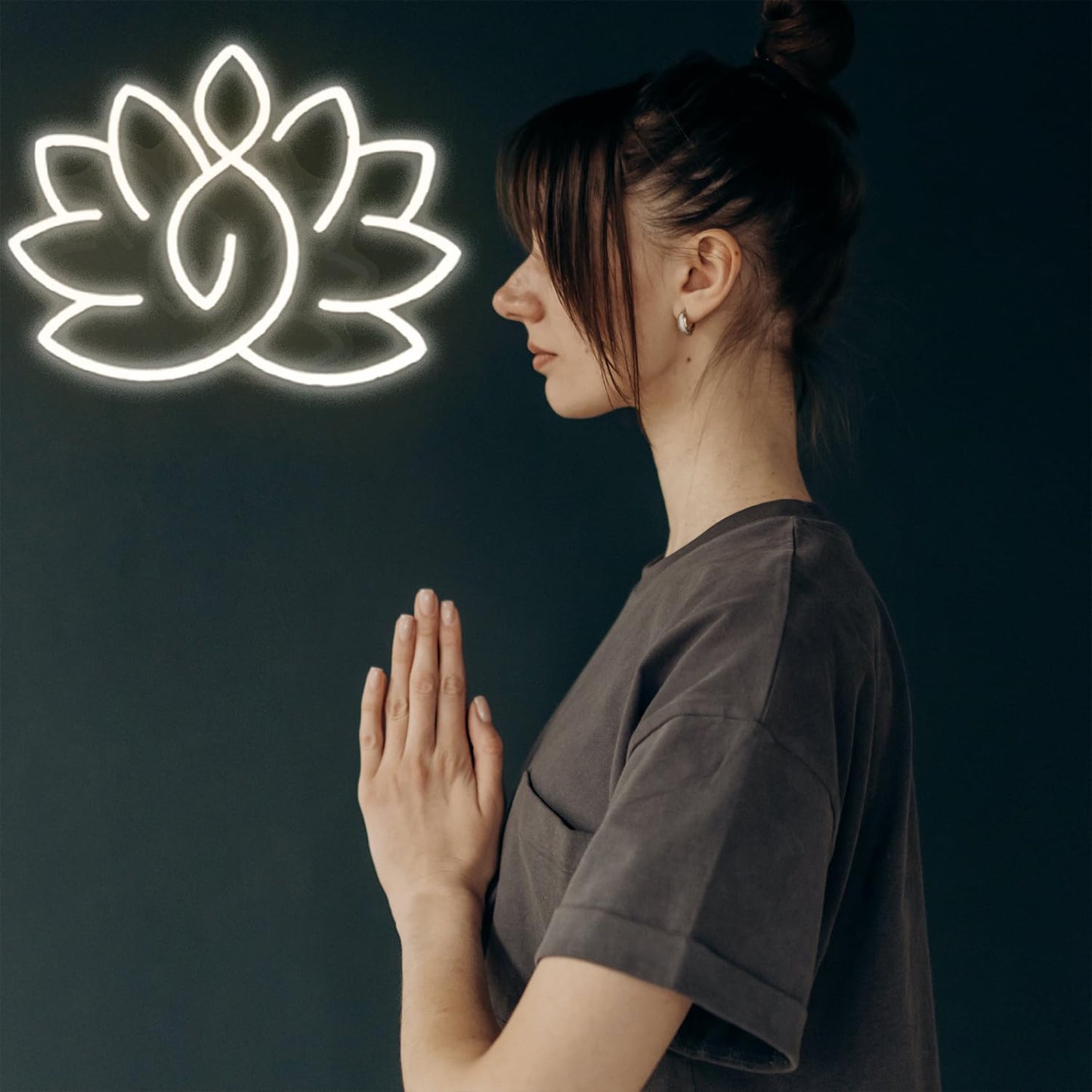 Lotus Meditation Neon Sign - Warm Glow Yoga Room Decor, Zen Wall Art for Home & Spiritual Space，Light Up Wall Art for Home or Yoga Studio,12 * 15.3 inch
