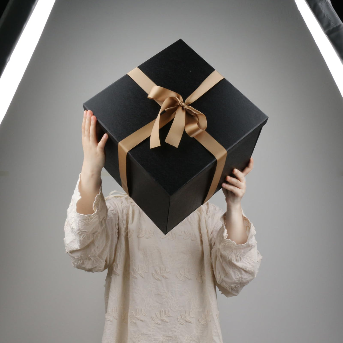 YINUOYOUJIA Large Gift Box 12x12x10 Inches,Black Gift Boxes for Presents,Birthday Box,for Packaging,Valentine's Day,Mother's Day,Christmas,Anniversaries,Family or Business.