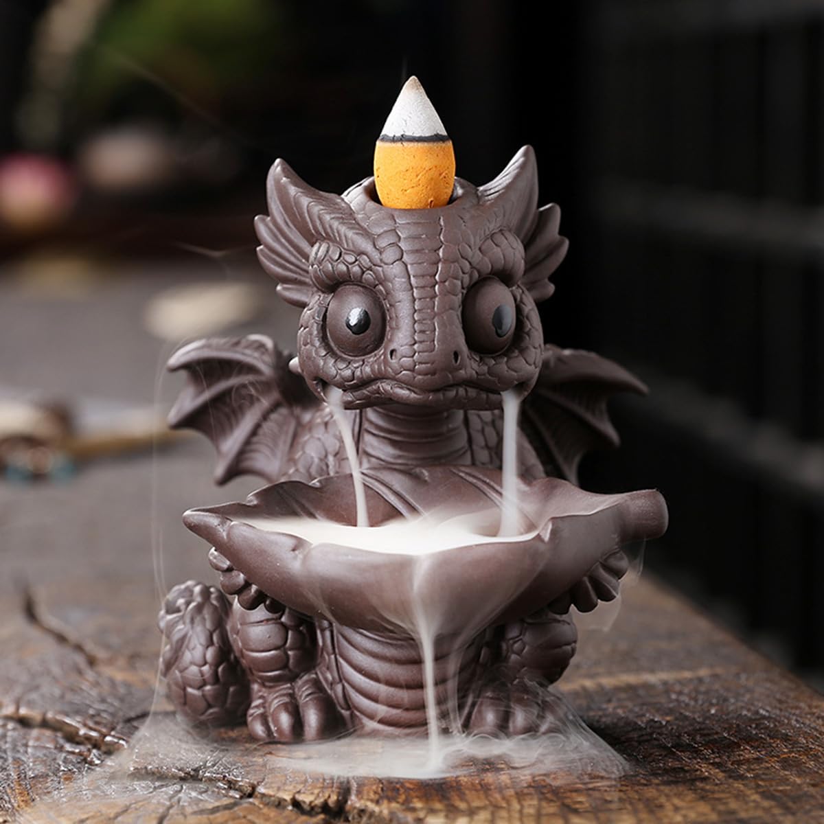 Ceramic Dragon Incense Burner, Cute Dinosaur Backflow Incense Holder with 20 Incense Cones, Tweezers, Mat, Aromatherapy Home Decoration for Spa Yoga Meditation (Brown)