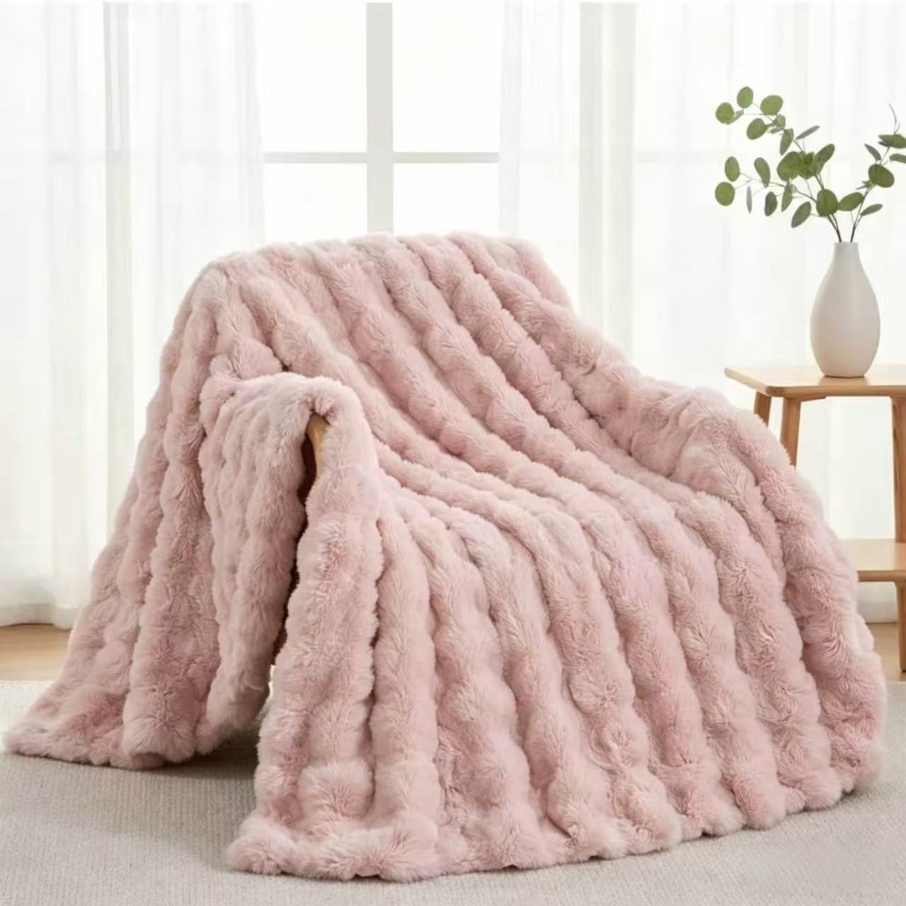 Ghouse Bubble Faux Fur Throw Blanket 50"x60" – 860 GSM Extra Soft Plush Pink Decorative for Couch, Machine Washable Lightweight Blanket for Sofa Bed Living Room, Cozy Gift for Women