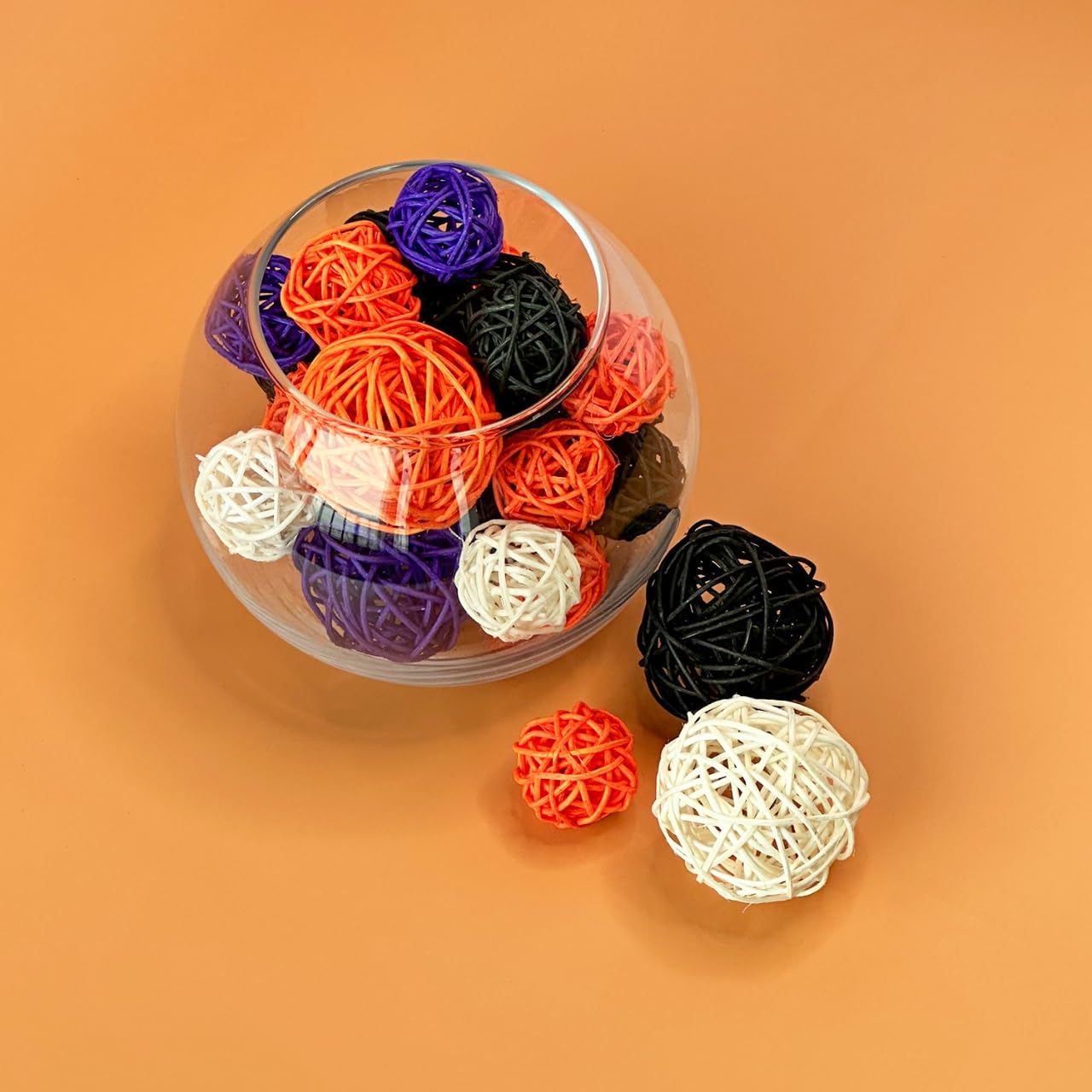 Qingbei Rina 20 PCS Halloween Wicker Rattan Balls,Fall Decorative Balls for Bowls,Vase Filler for Centerpieces, Autumn Bowl Fillers for Home Decor, DIY Crafts Orange Black Purple White
