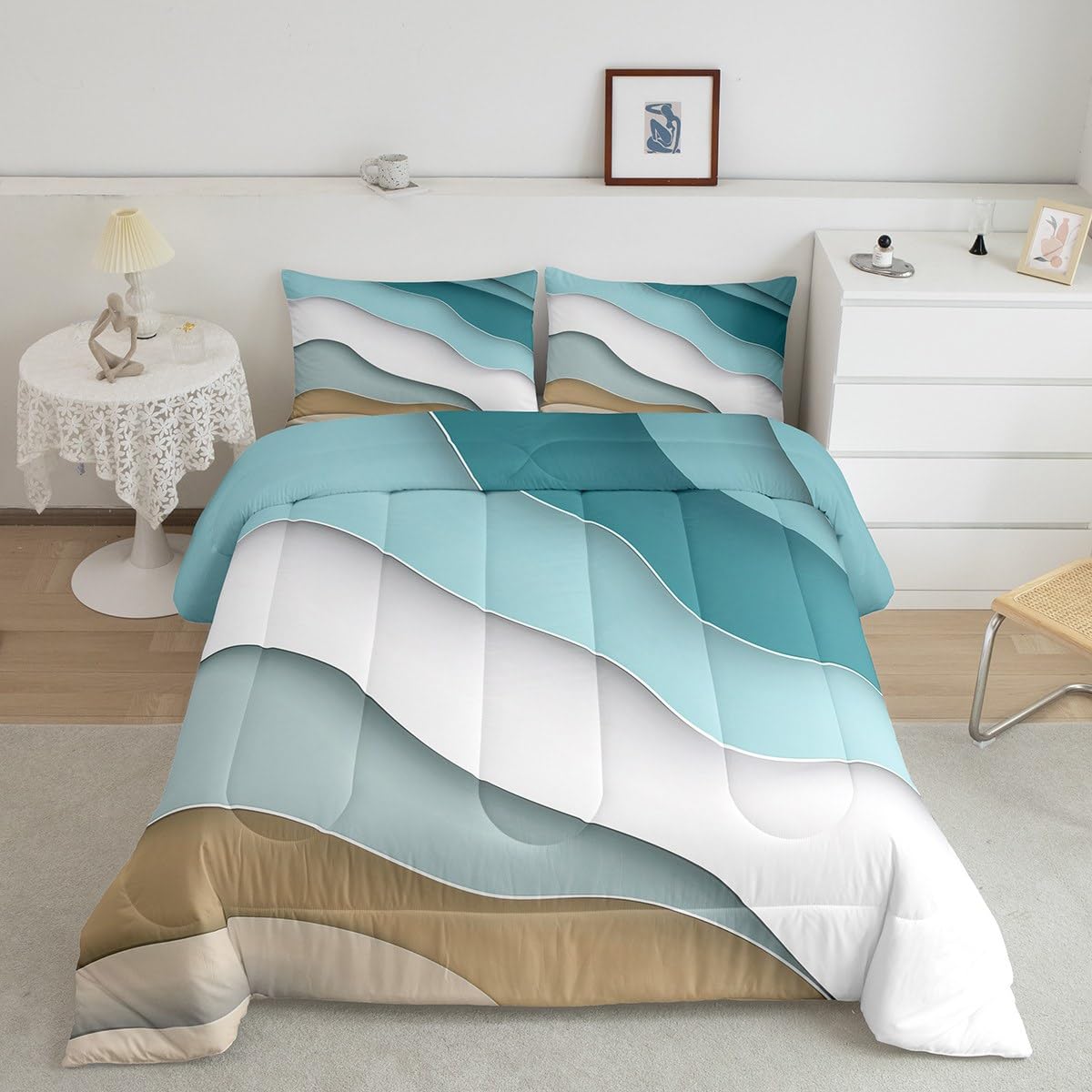 Abstract Ombre Comforter Set Ocean Waves Bedding Set Decor Blue Sea and Beach Quilt Set Tropical Summer Contemporary Duvet Insert Teens Kids Adults Room Decor 3pcs Queen Size