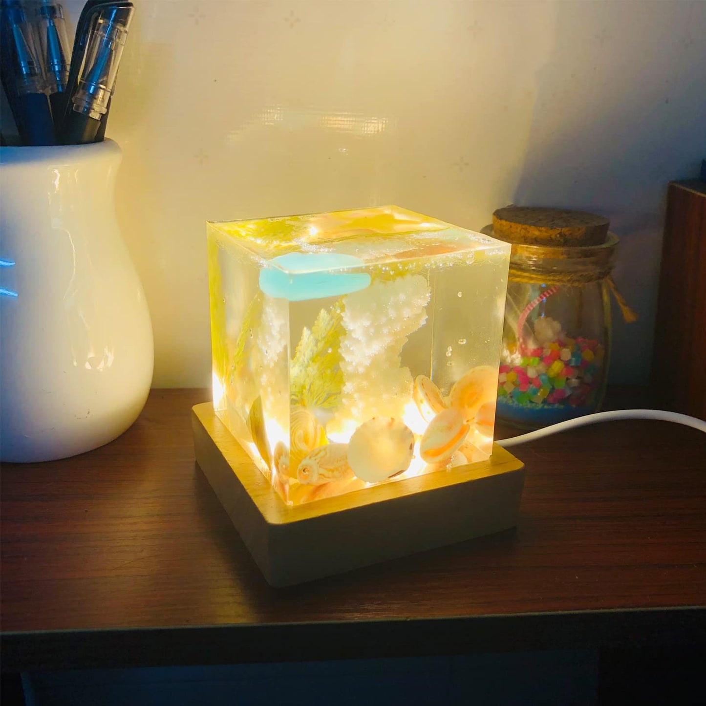 Voaesdk Light Resin Square Molds,Large Cube LED Silicone Moulds for Resina with USB Powered Wooden Lighted Base for DIY Crystal Resin Art Table Lamp Home Decoration