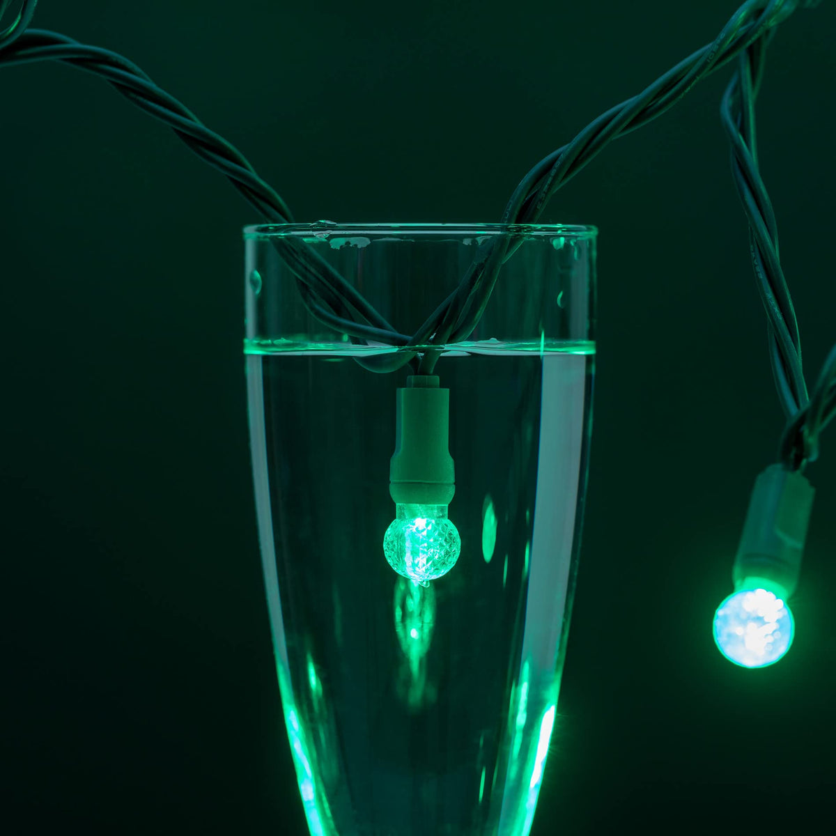 YULETIME Green One-Piece G12 Raspberry Christmas Lights 140 Count 48 Feet, 2 Sets 70 LED 24 ft High Waterproof UL Certified String Light (Green)