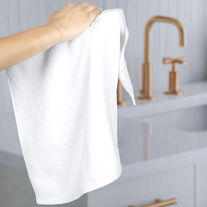 Amazon Basics Soft and Thick Cotton Hand Towels