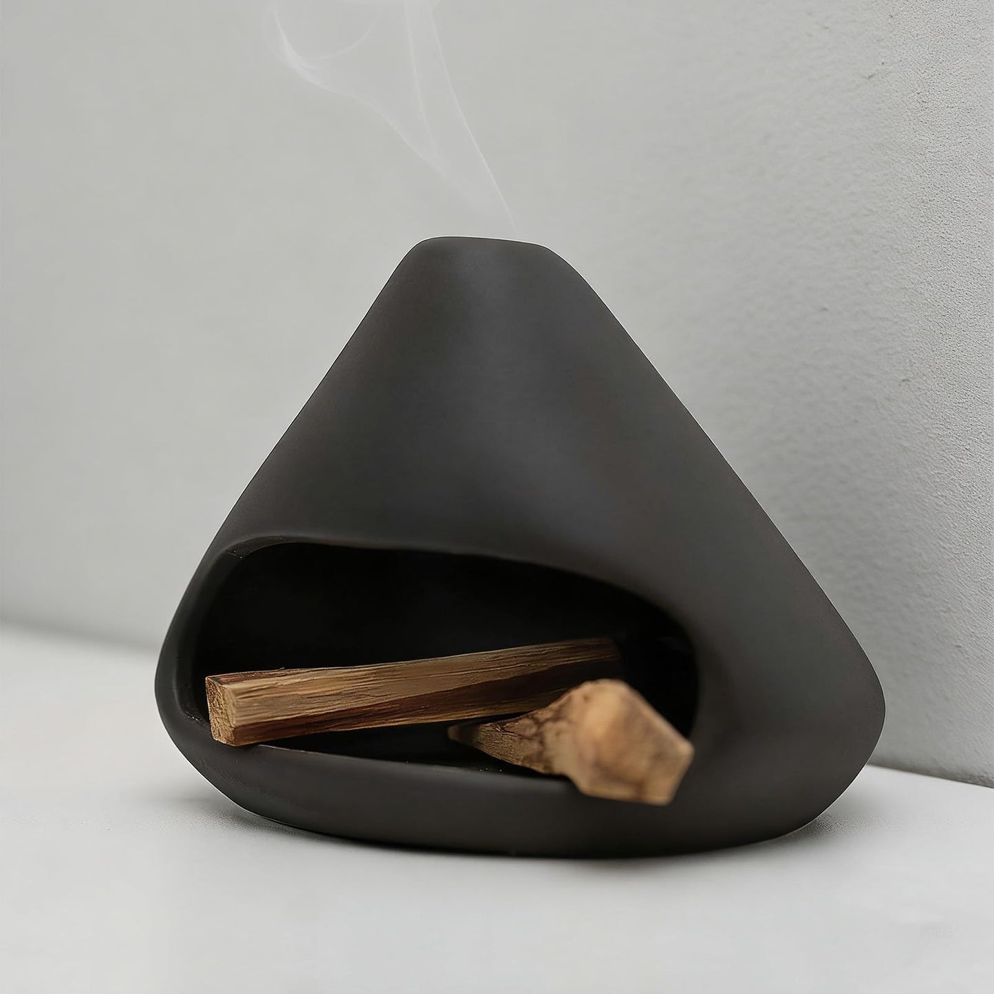 Ceramic Palo Santo Holder Incense Burner with Handcraft Small Ceramic Sage Burner Holder， for sage、Cone Burning, Aromatic Home Decor, Ceramic ash Tray, Anxiety Relief Meditation for Women