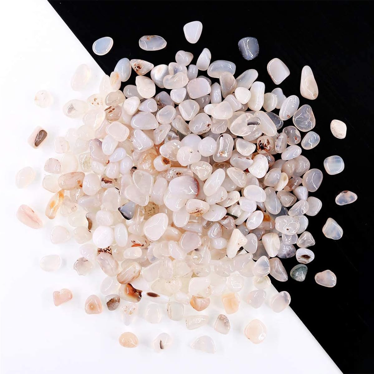 WAYBER Natural White Agate Pebbles, 1 Lb/460g Decorative Rocks Non-Toxic Crystal Stone Irregular Quartz Gemstone Crushed Pieces Tumbled Stone Chips for Jewelry Making/Home Decoration
