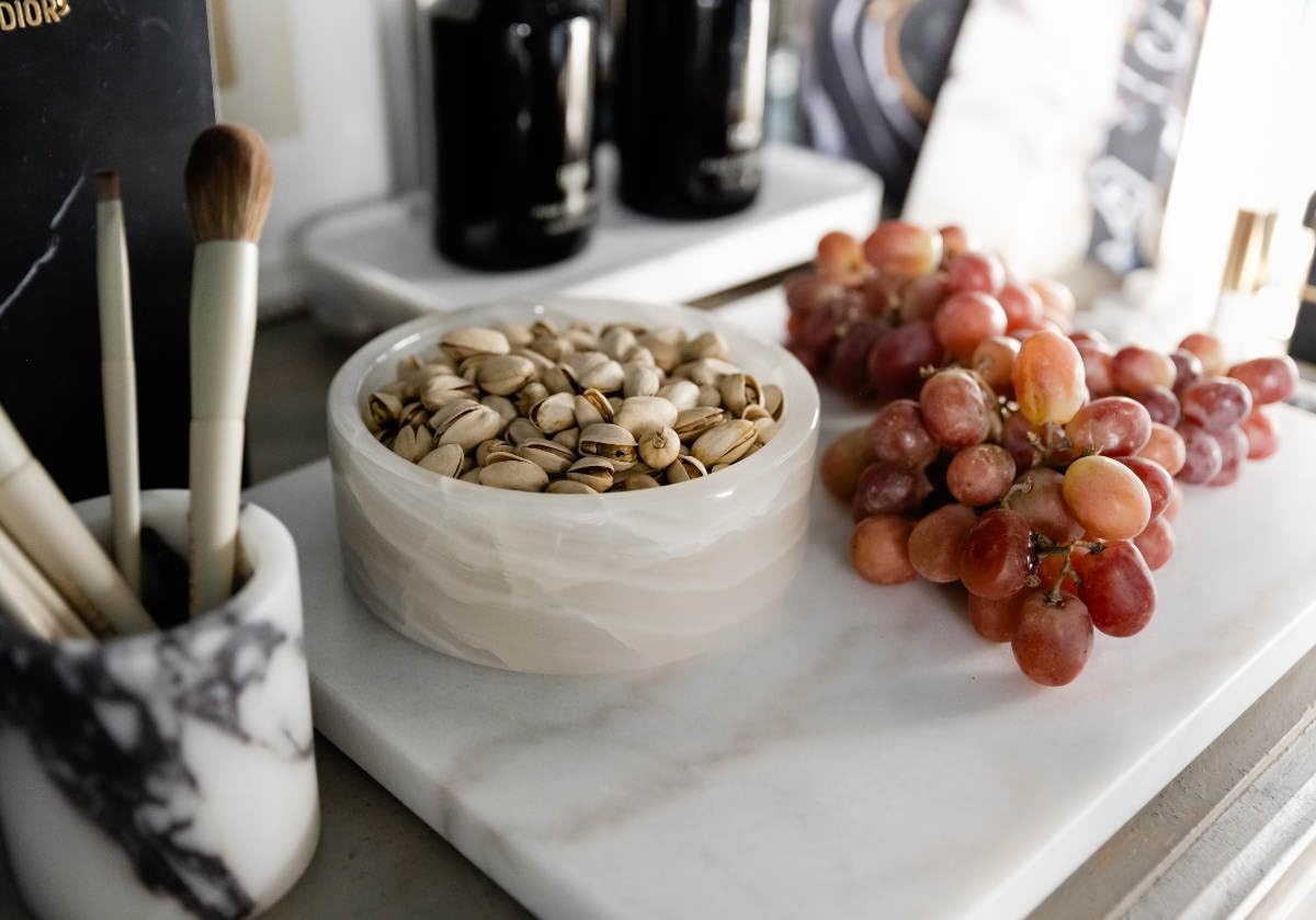 Alice Lane Angelo Bowl | White Onyx Catchall Bowl – Handcrafted Decorative Bowl for Entryway, Vanity, or Coffee Table – Modern Onyx Candy Dish & Trinket Dish