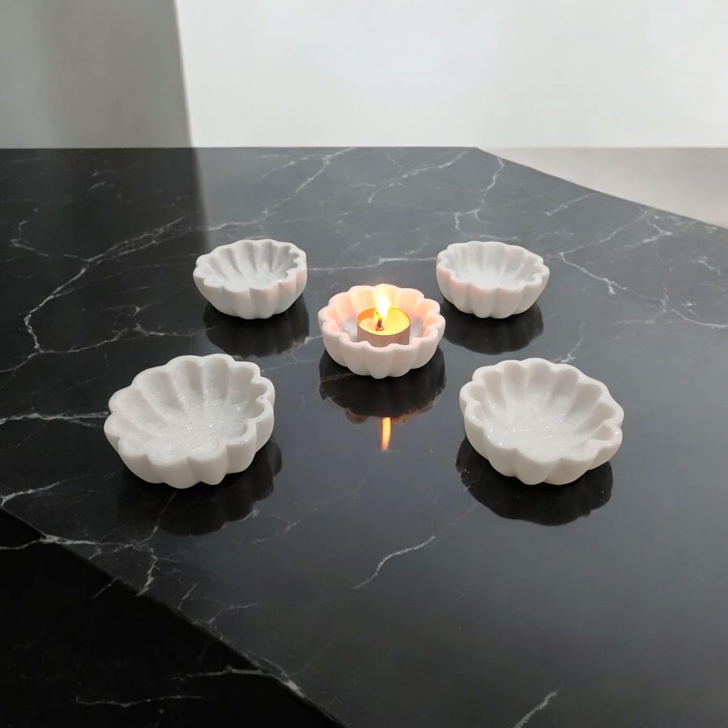 Varenthe HOME Luxury Marble Urli | Marble Key Bowl | Scalloped Fluted Decorative Bowl | Handcrafted Natural Bowl for Home & Festive Decoration | Key Holder (1 Piece)