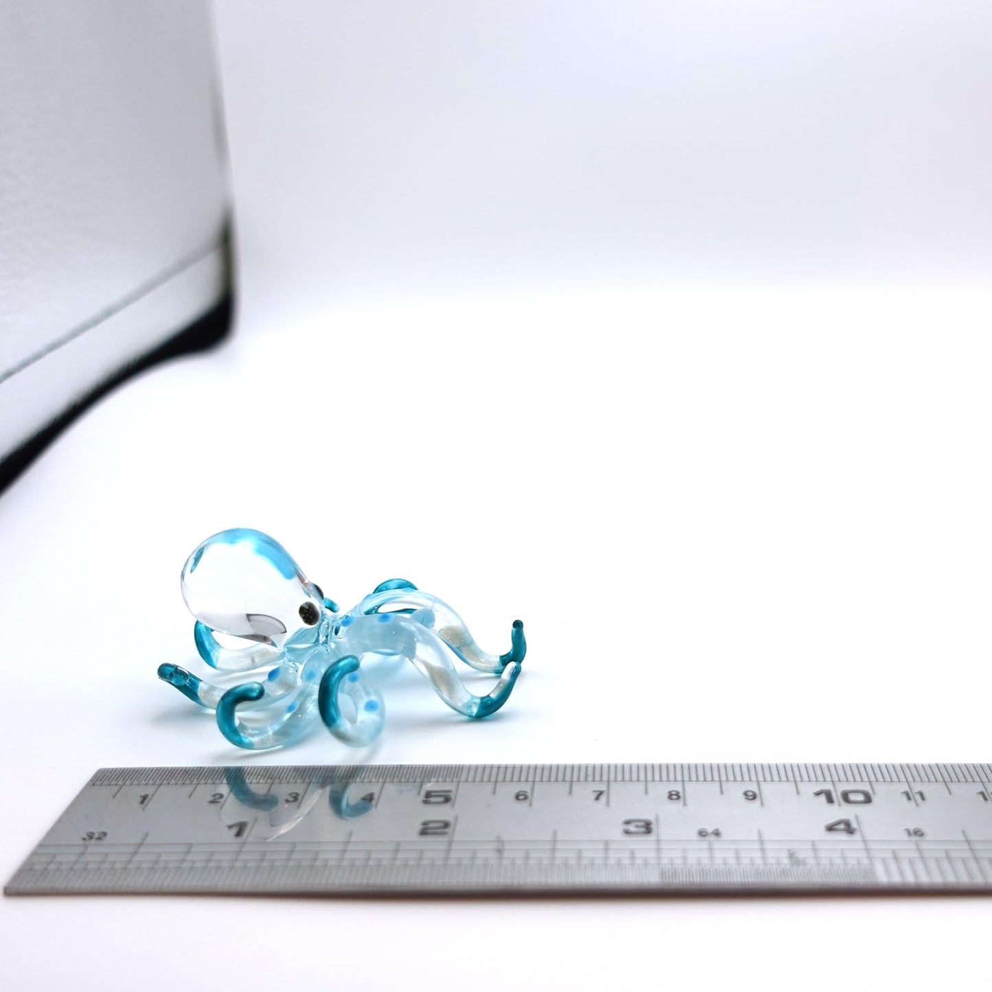 Sansukjai Octopus Tiny Miniature Hand Blown Glass Art Figurines Sea Animals Collectible Gift Decorate (Clear Blue)