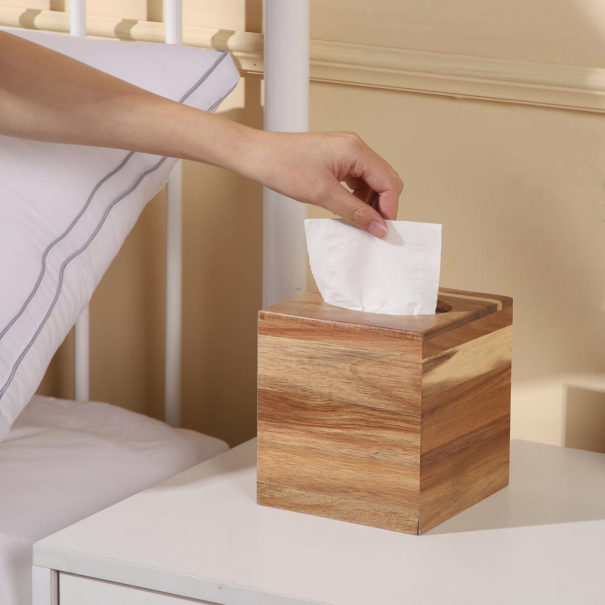 CATORY Tissue Box Cover, Acacia Wood Tissue Box Cover Square, Rustic Tissue Box Holder Covers Your Tissues, Decorative Tissue Cube Box Cover with Slide-Out Bottom