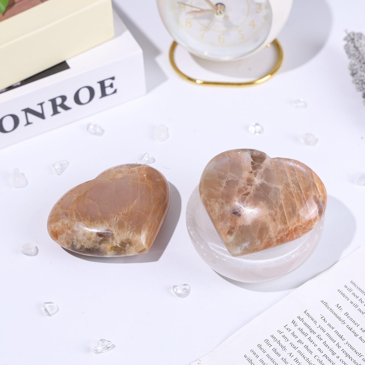 Sportmusies Heart-Shaped Orange Moonstone Worry Pocket Stone Home Decoration, Polished Reiki Palm Stone Meditation Massage, 2.36-3.14 inches