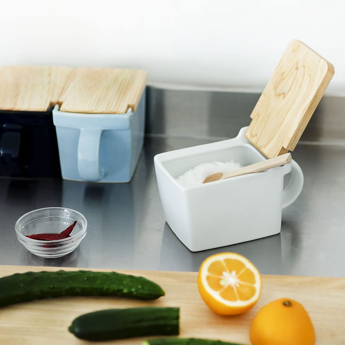 ZERO JAPAN Bee House Premium Salt Box with Hinoki Lid - Container for Sea Salt and Spices - Elegant Cellar for Kitchen Countertop - White, 16 oz