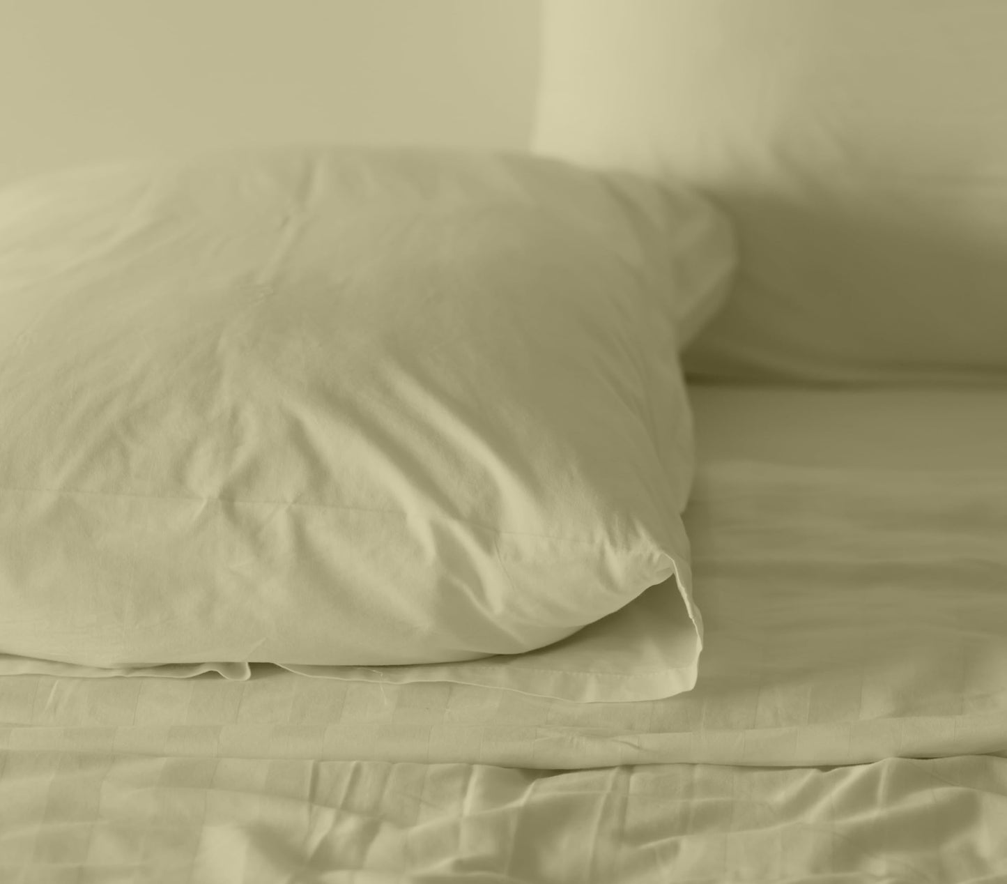 RUVANTI 100% Cotton Percale Sheets Queen Size – Crisp Cooling Bed Sheets for Hot Sleepers, Deep Pocket 16”, Soft Breathable & Durable Hotel-Style 4 Piece Set, Sage Green
