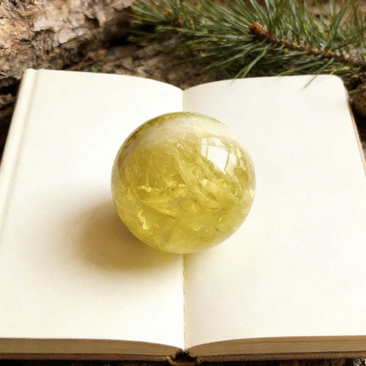 AierCrystal Natural Stone Crystal Sphere Feng Shui Home Decoration Ball Positive Energy Scrying Orb for Meditation Tool for Spiritual Space Purification Globe Diameter 5-6cm Citrine Sphere
