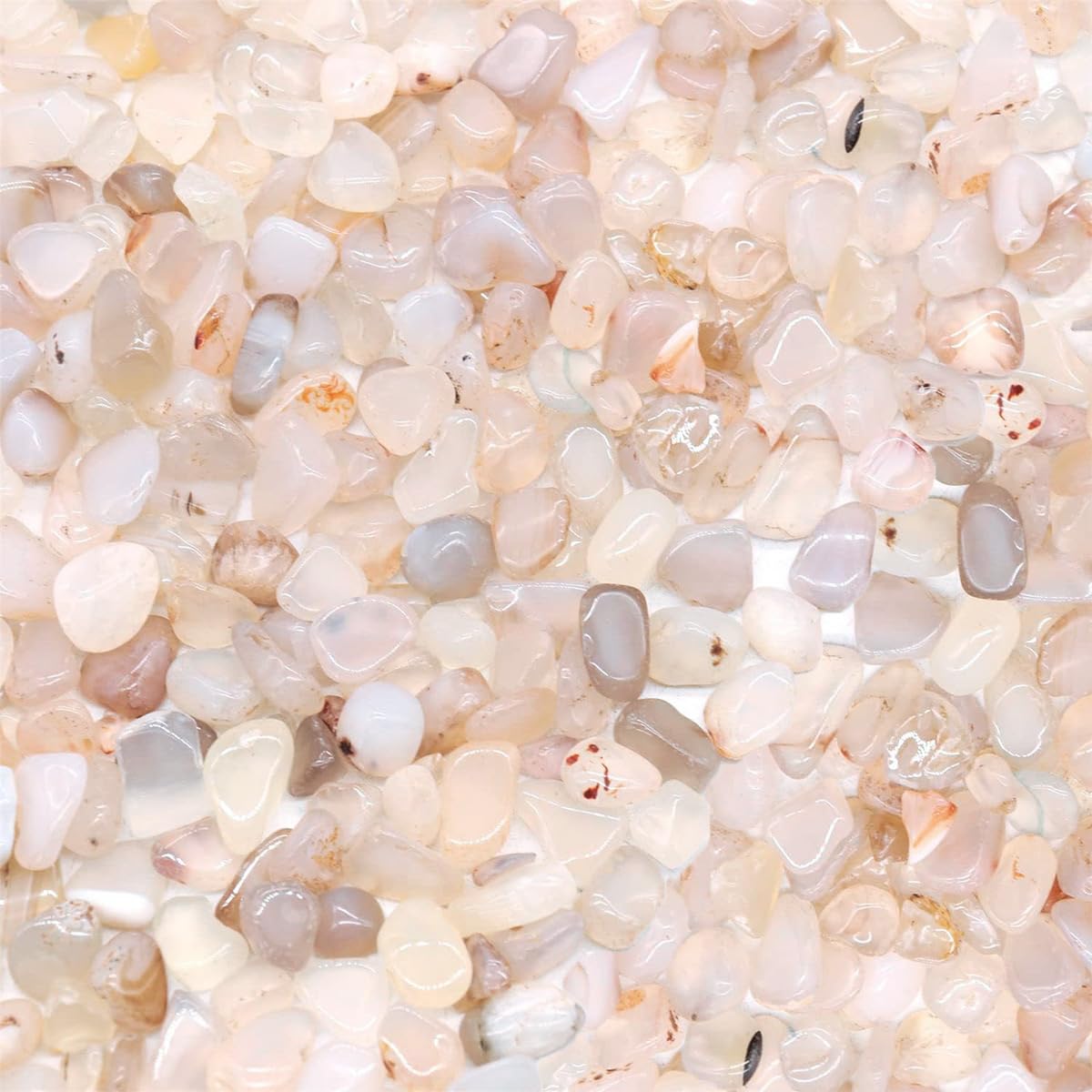 WAYBER Natural White Agate Pebbles, 1 Lb/460g Decorative Rocks Non-Toxic Crystal Stone Irregular Quartz Gemstone Crushed Pieces Tumbled Stone Chips for Jewelry Making/Home Decoration