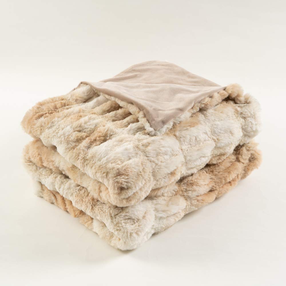 Super Soft Faux Fur Throw Blanket- Brown Fur Throw Blanket Royal Luxury Cozy Plush Blanket use for Couch Sofa Bed Chair, Reversible Fuzzy Faux Fur Velvet Blanket 50 Inch x 60 Inch (Beige)
