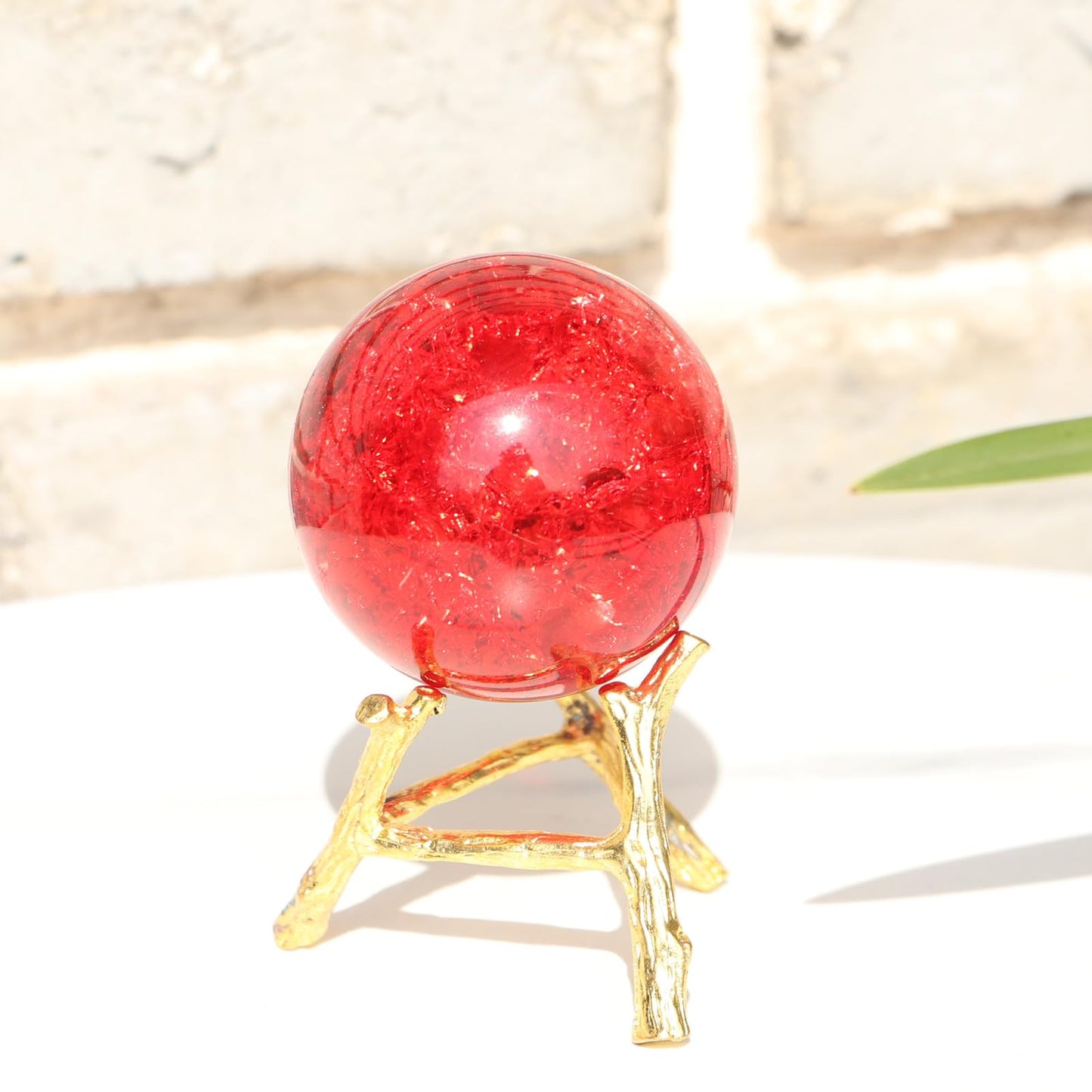 50mm Crystal Ice Cracked Balls with Metal Branches Base Paperweight K9 Glass Decorative Ball Decor for Home Table Room Office Wedding Ornaments (Red)