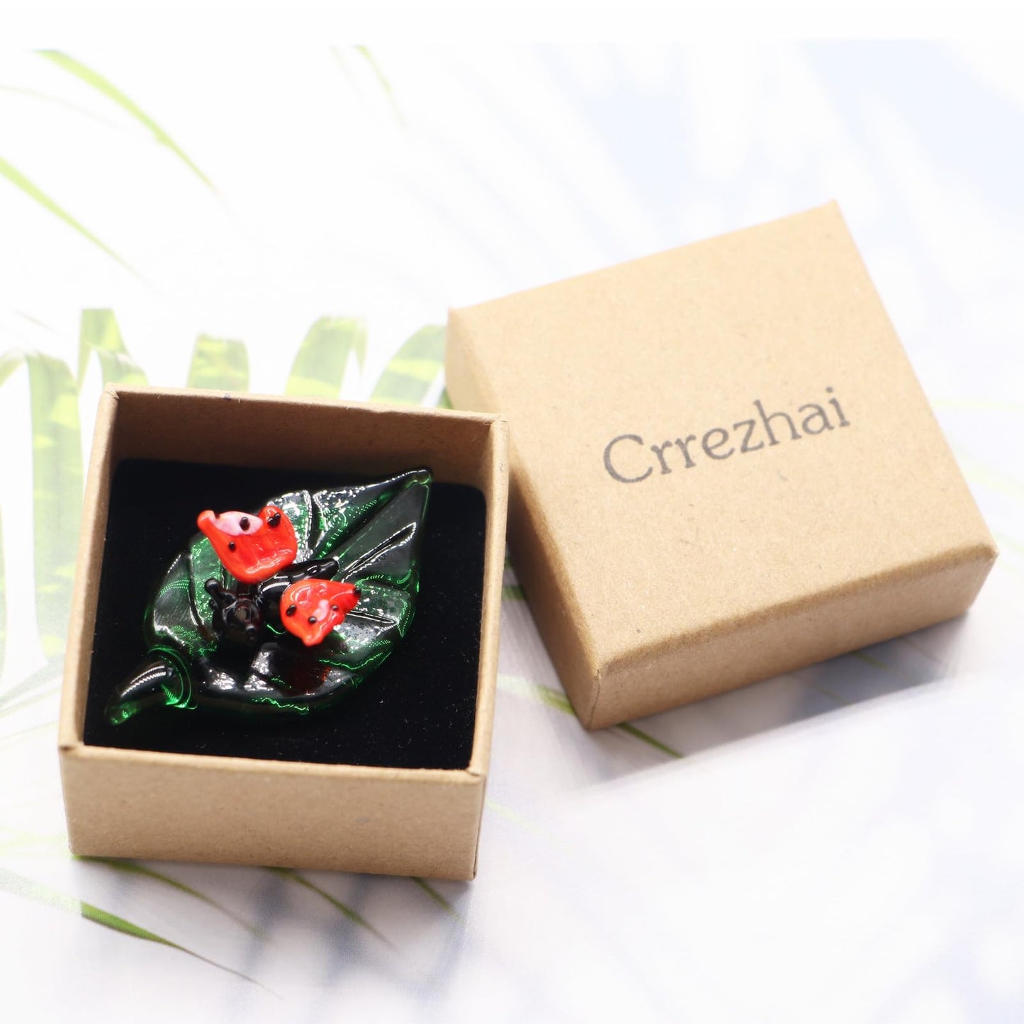 Crrezhai Mini Crystal Green Leaf Glass Animal Butterfly: Table Figurines Decor Crystal Room Ornament Sculpture Women Gift Collectible Figurines